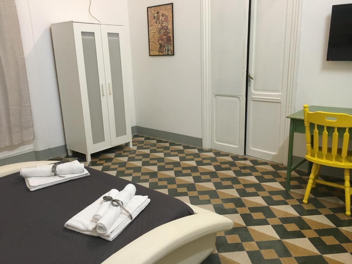 Le Stanze Di Regina Margherita Hotel Palermo Bagian luar foto